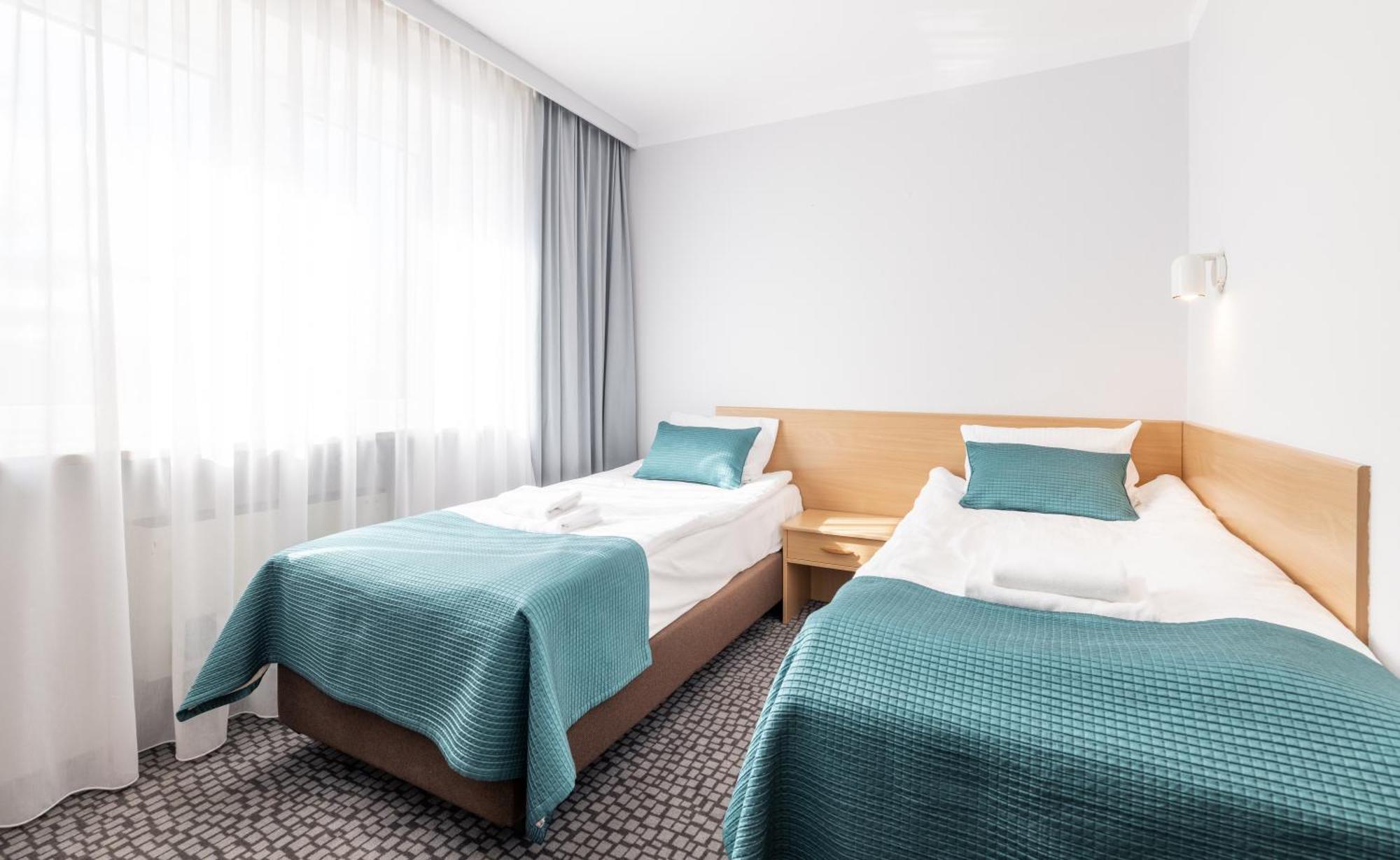 & Hotel 3*